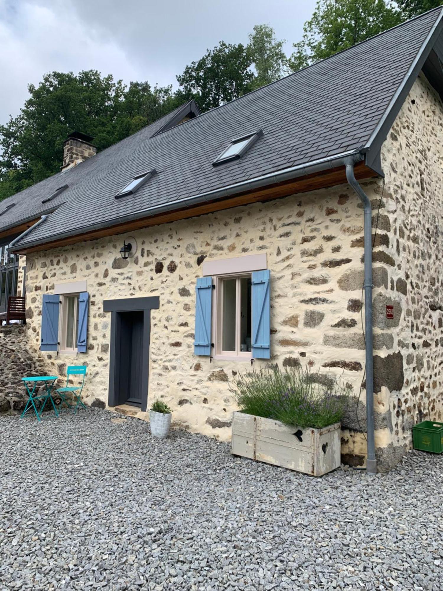 Gite Maison Du Trottoir, Sussac 외부 사진